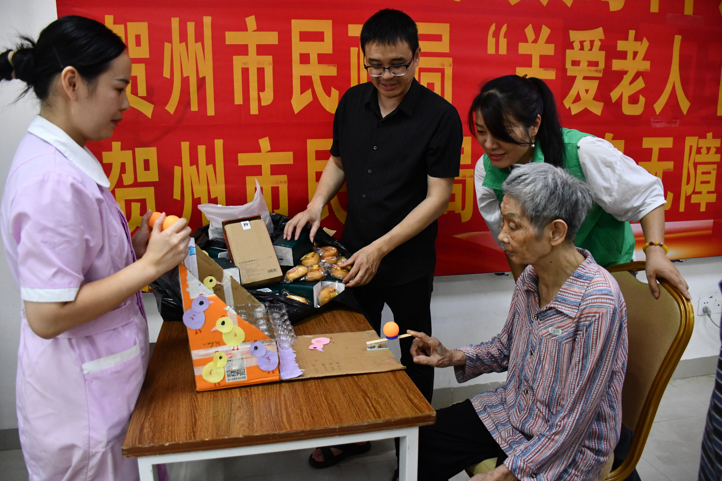 我市 “敬老月” 活动花样多，银龄乐享幸福时光
