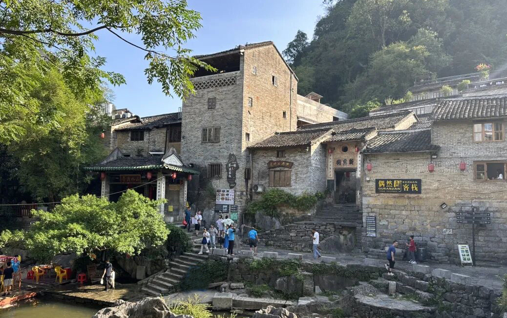 中央组织部公布新一轮红色美丽村庄建设名单！贺州一村入选！