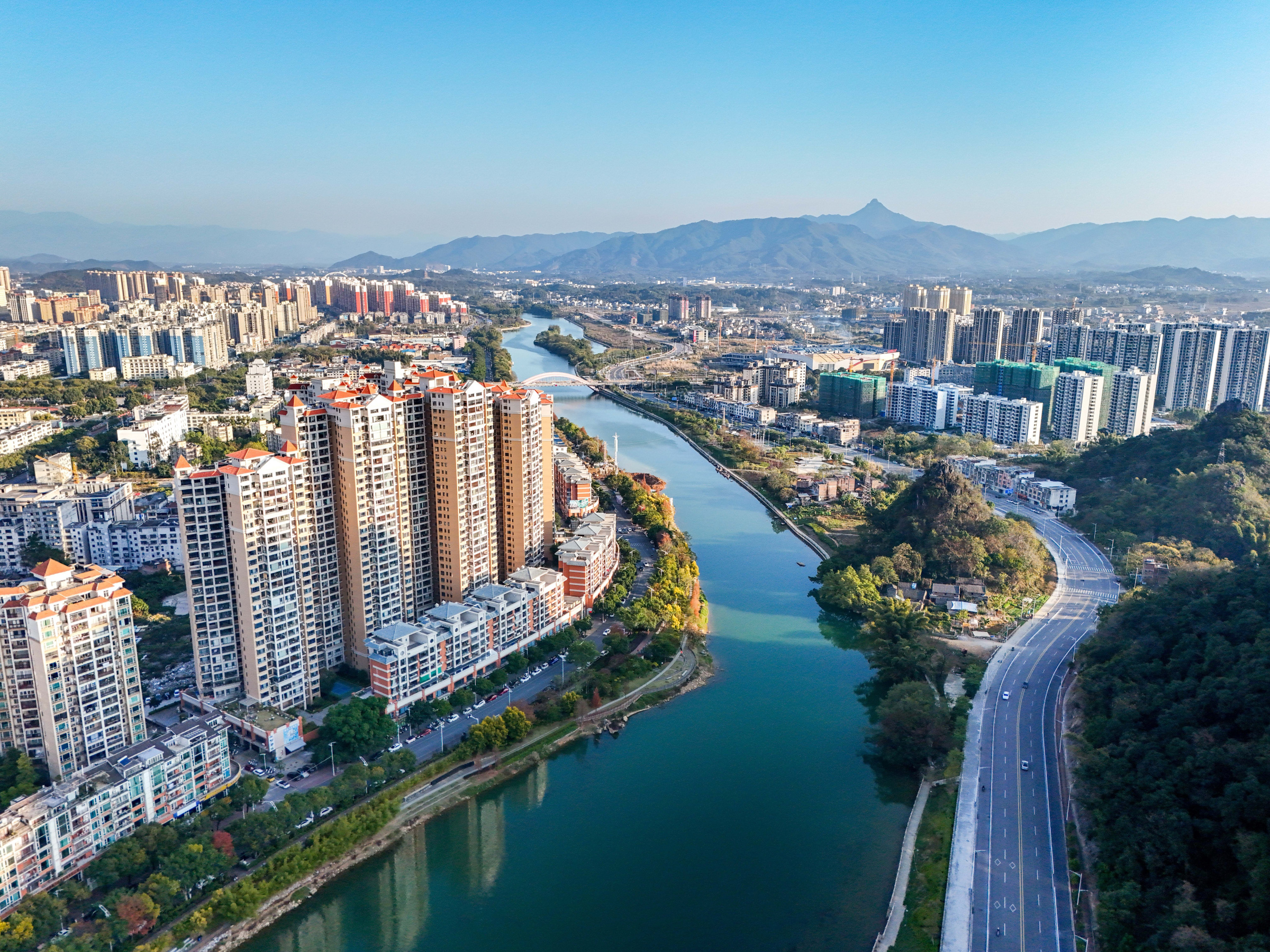 水清岸绿生态美！贺州市幸福河湖创建交出亮眼答卷