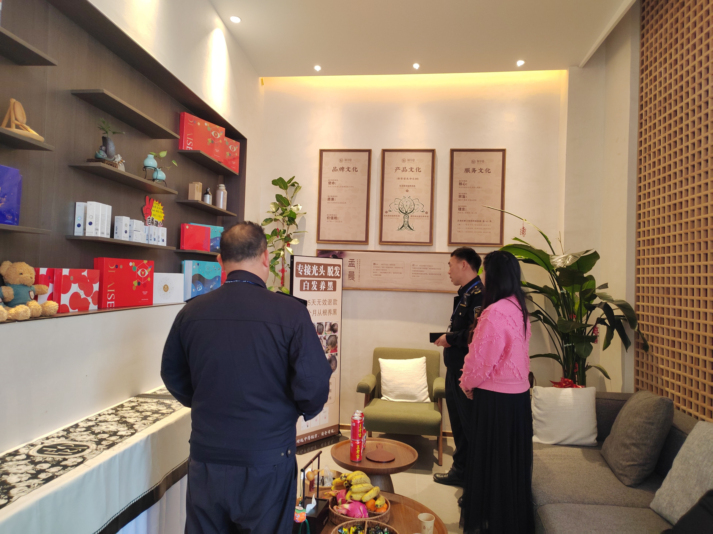 钟山县开展广告中提示性用语乱象专项清理整治工作