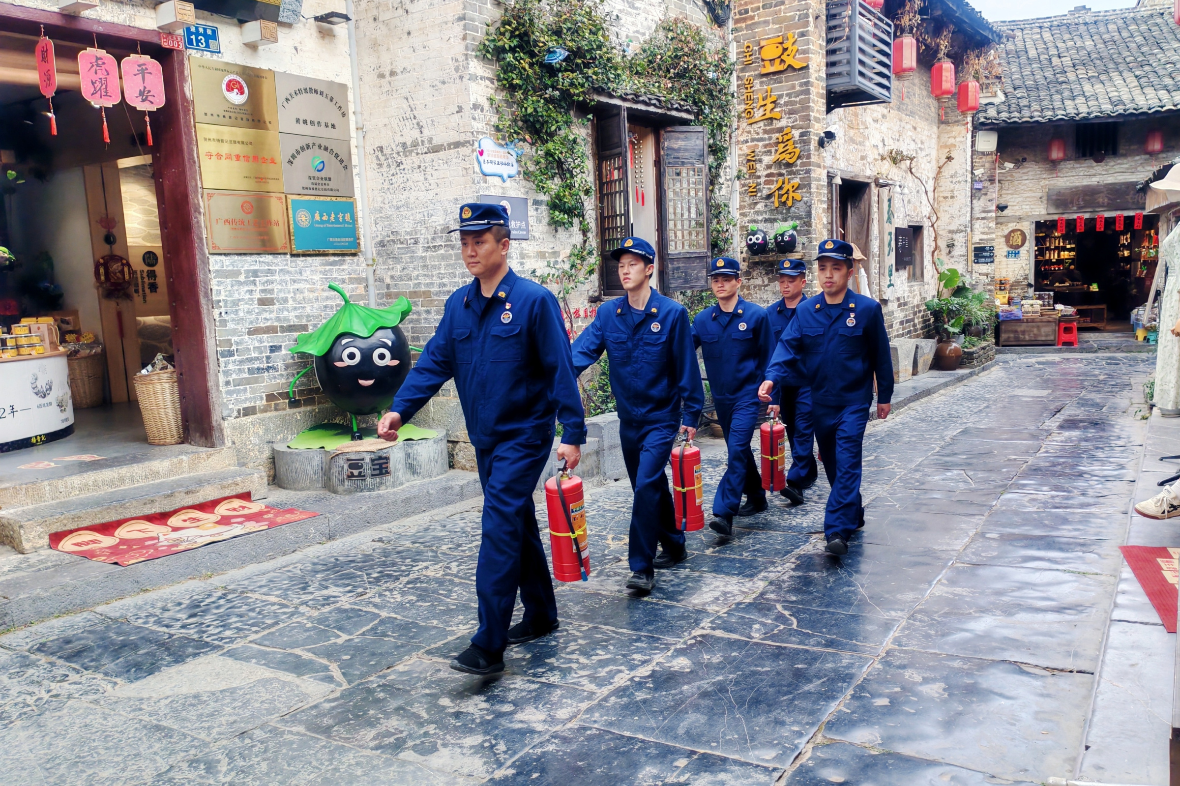 守护古镇平安，黄姚消防在行动