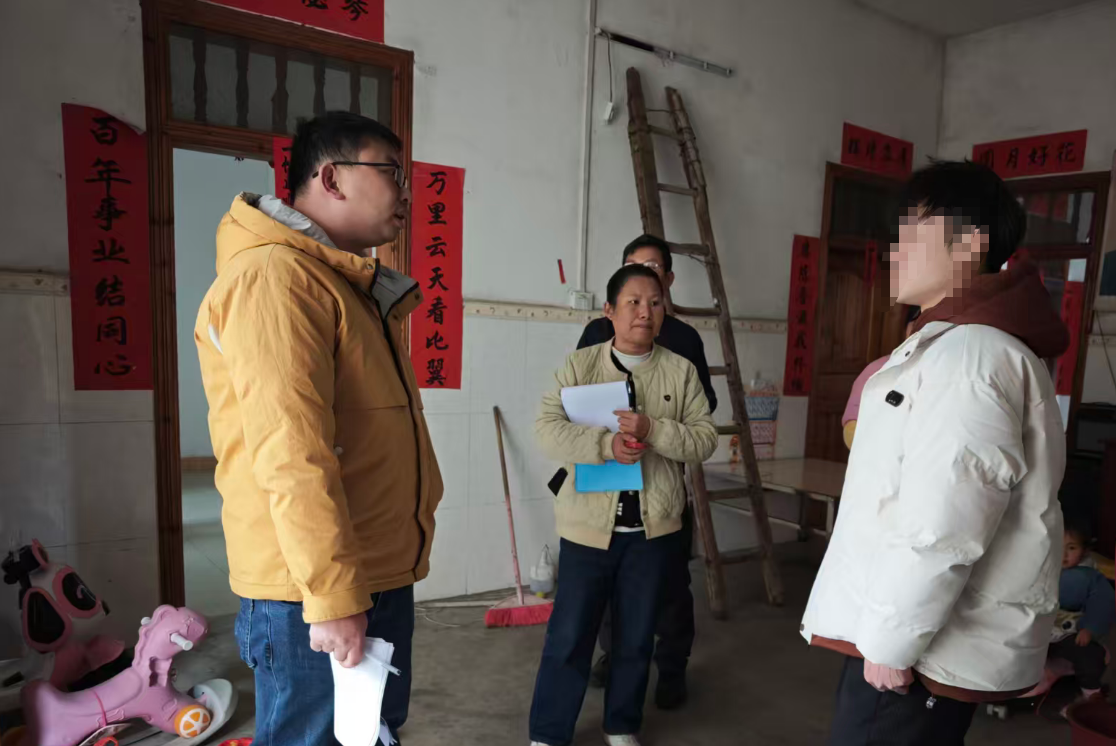 合力破解落户难题 钟山女童顺利入园
