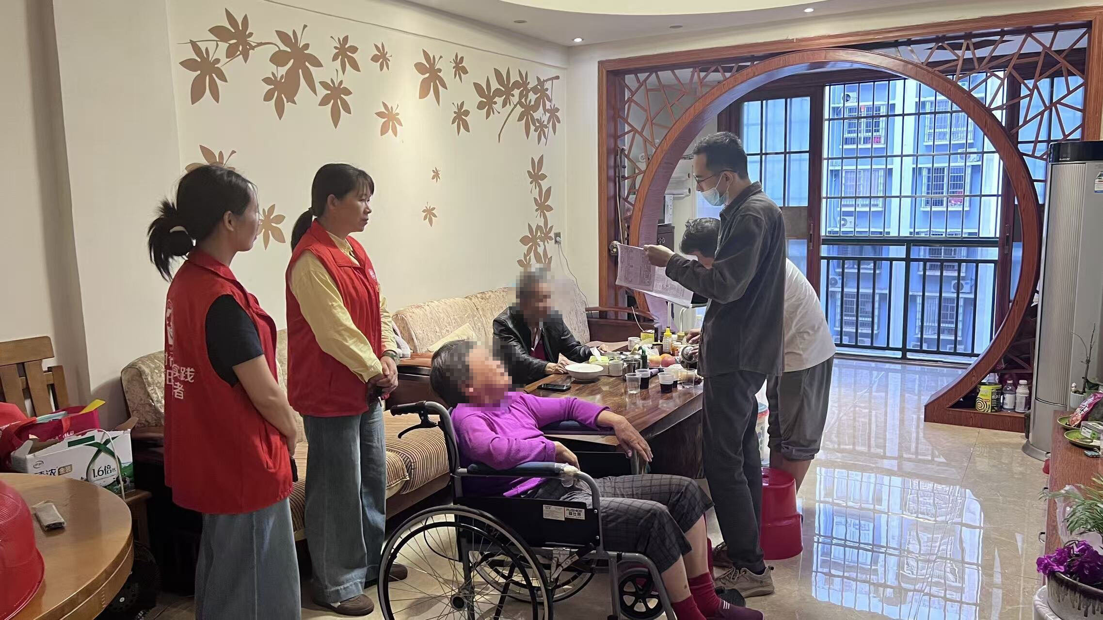 暖心服务送上门！平桂迎宾社区用行动守护特殊群体的幸福底色