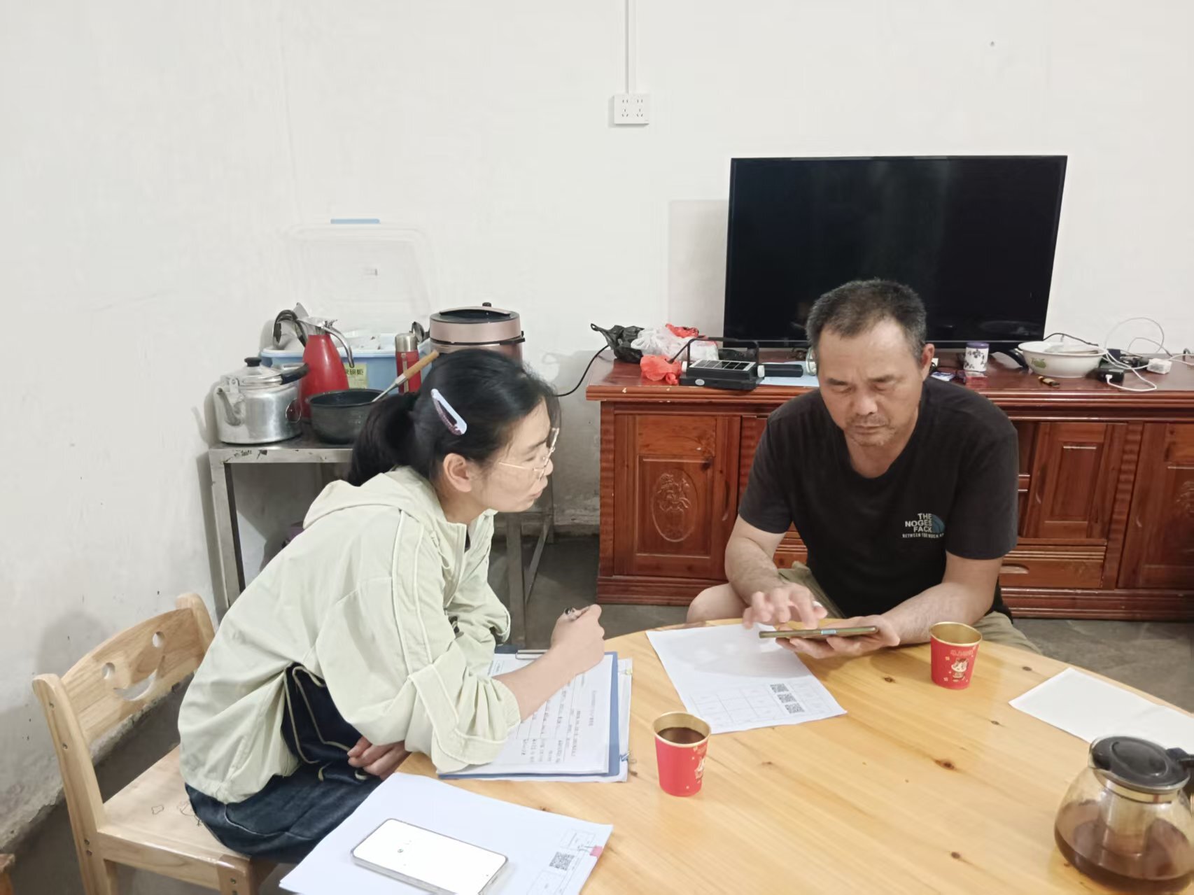 花山瑶族乡抓实低保动态核查工作